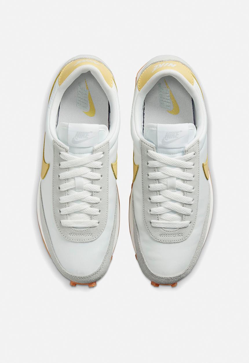 Nike - Daybreak - summit white/saturn gold-grey fog