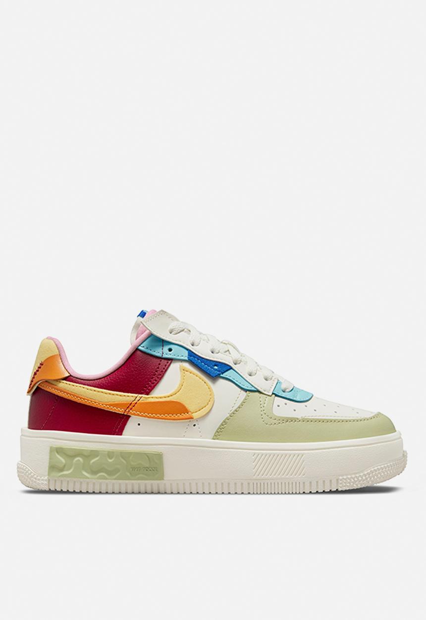 Nike - Air Force 1 Fontanka - sail/saturn gold-sunset-pomegranate