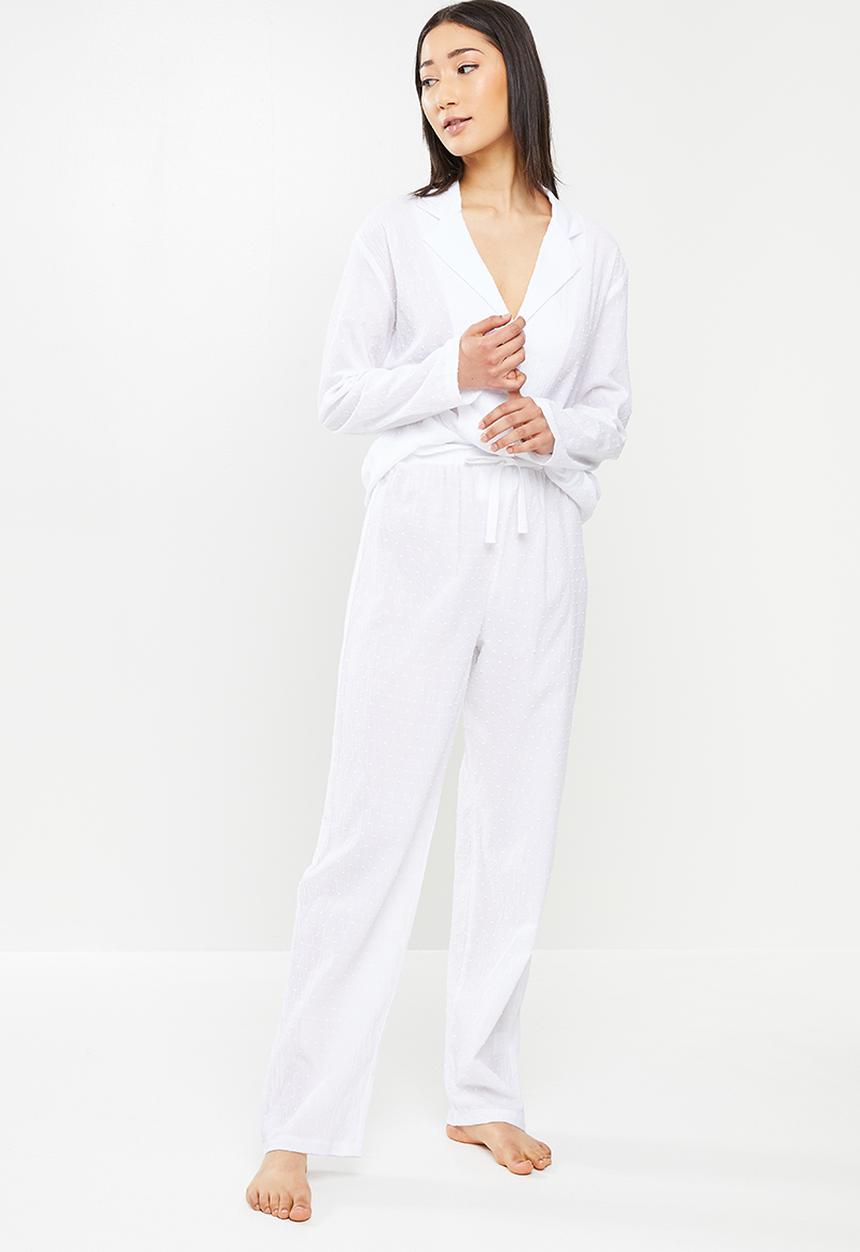 Superbalist - Sleep shirt & pants - white