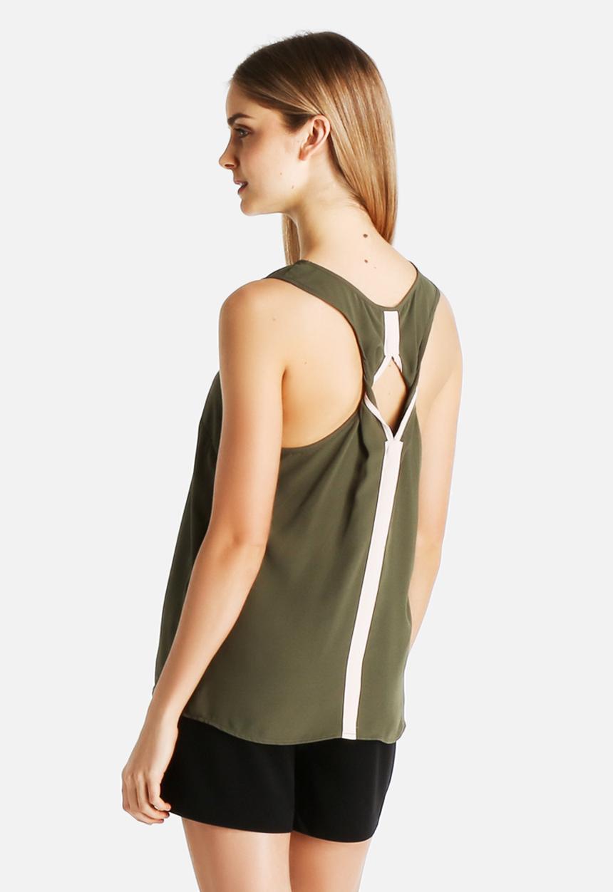 Vero Moda - Contrast Top