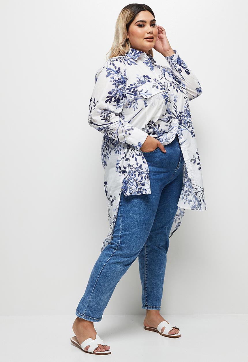 edit Plus - Relaxed boyfriend shirt - floral outline blues