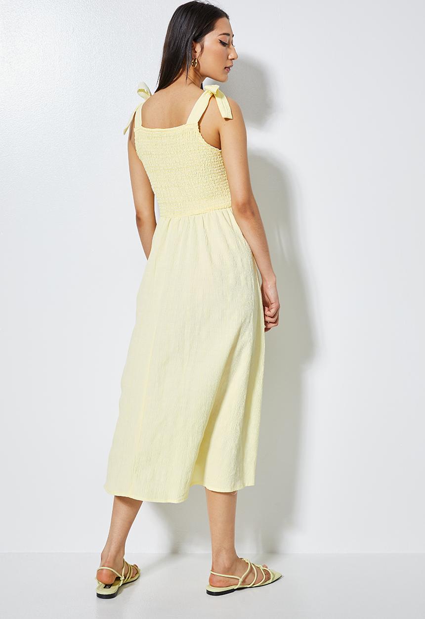Superbalist - Shirred fit & flare midi - baby yellow