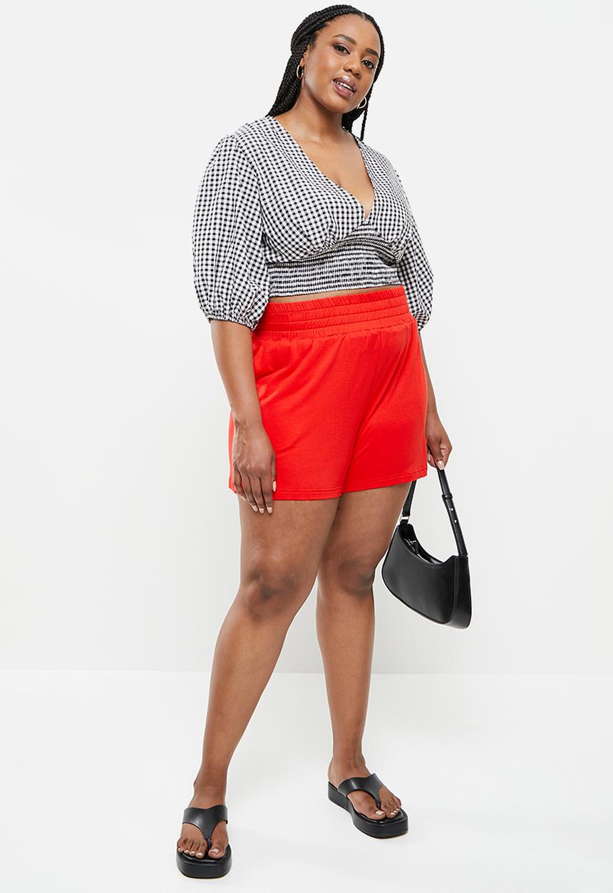 Me&B - Plus puff sleeve woven top with shirred basque - black & white 