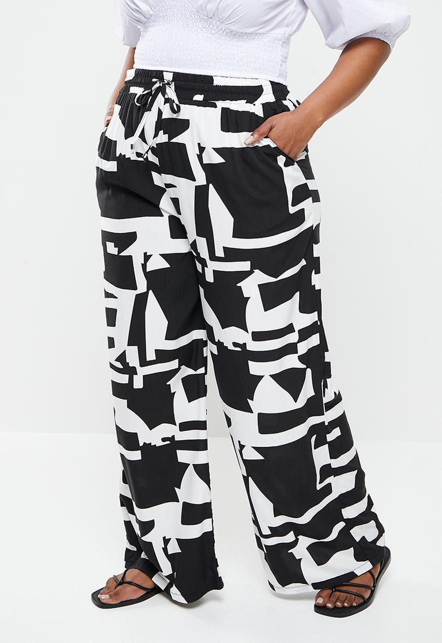 Me&B - Plus pull-on wide leg pant with tie detail - black & white 