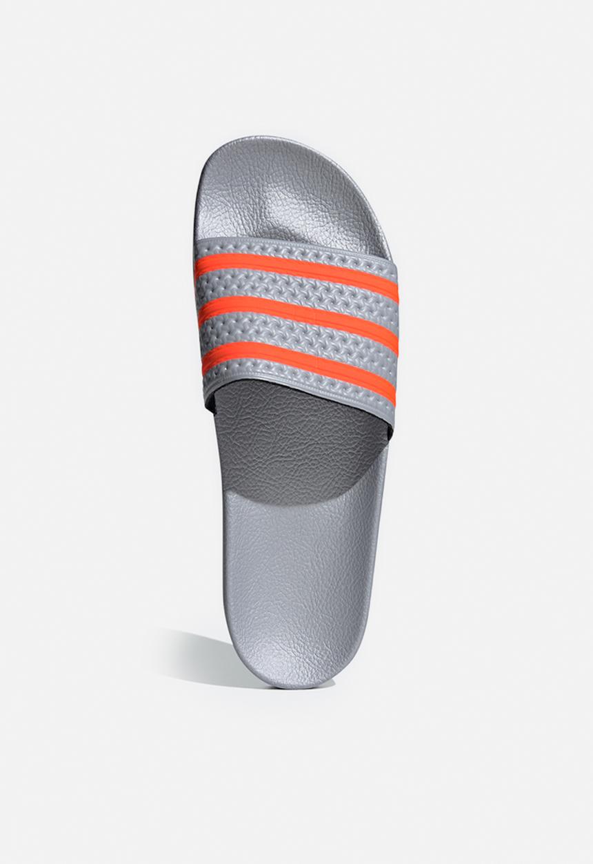 adidas Originals - Adilette - halo silver/solar red