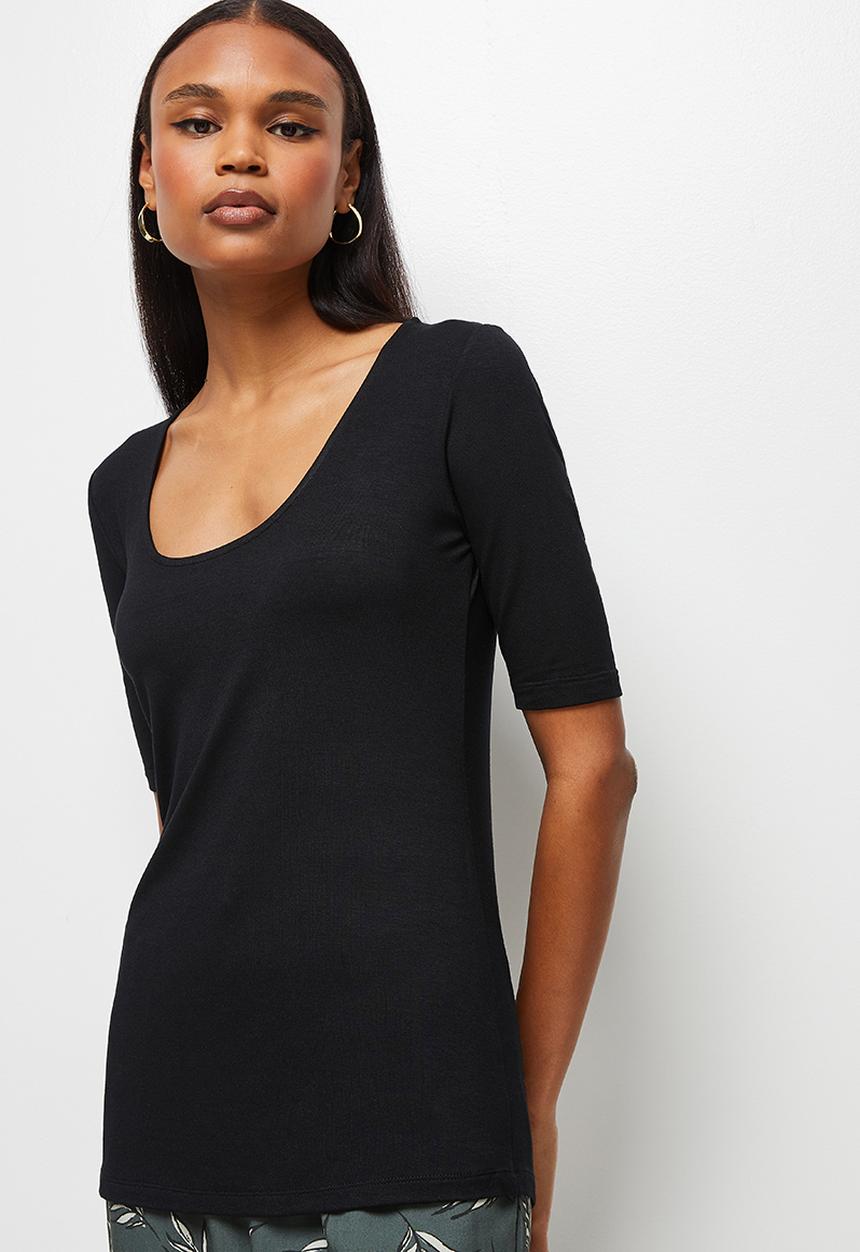 edit - Ballet sleeve scoopneck tee - black