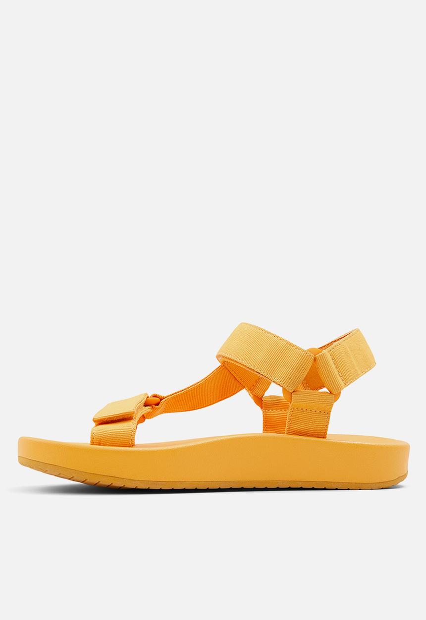 Call It Spring - Ruthie sandal - light orange