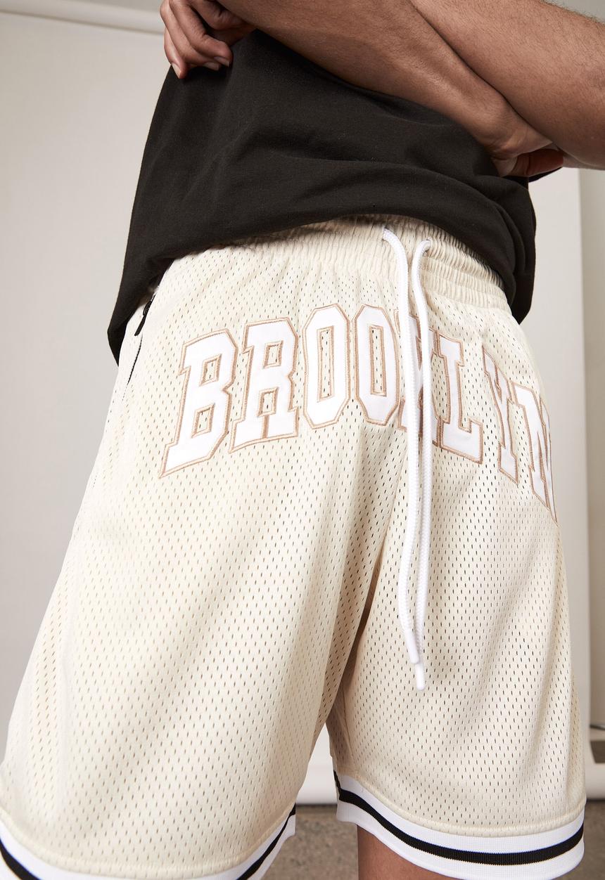 Factorie - Basketball short - ivory