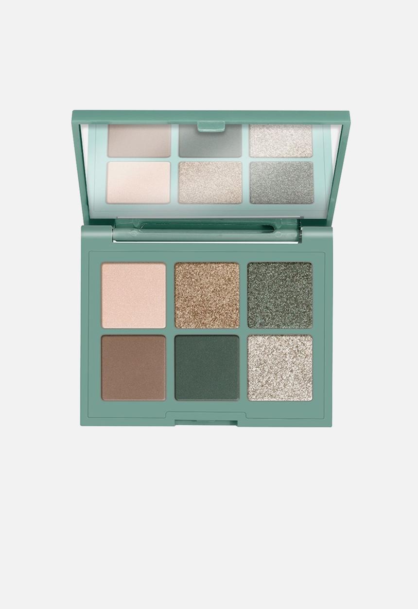 essence - Dancing Green Eyeshadow Palette