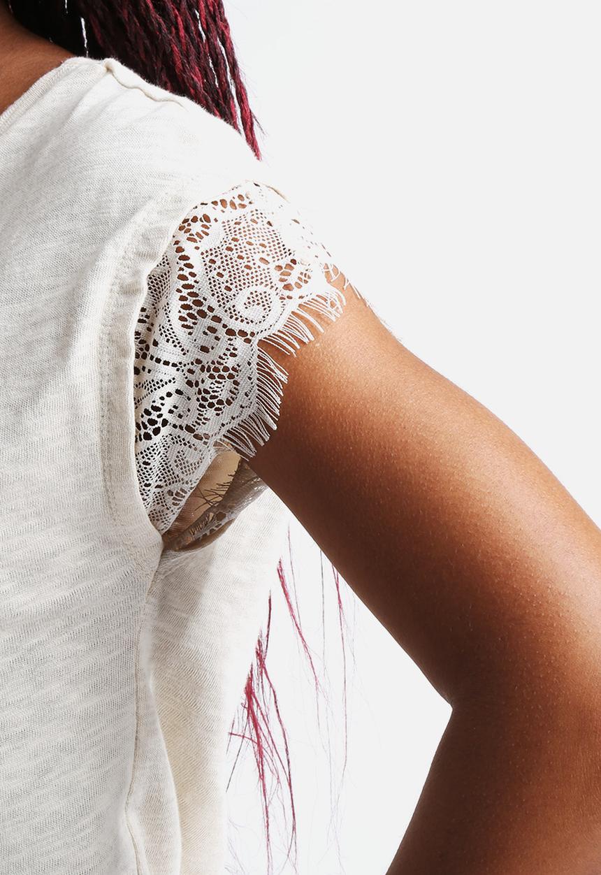Vero Moda - Sonny Lace Top