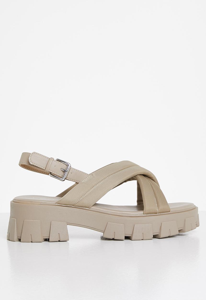 Missguided - Padded cross over chunky sole sandal - sand