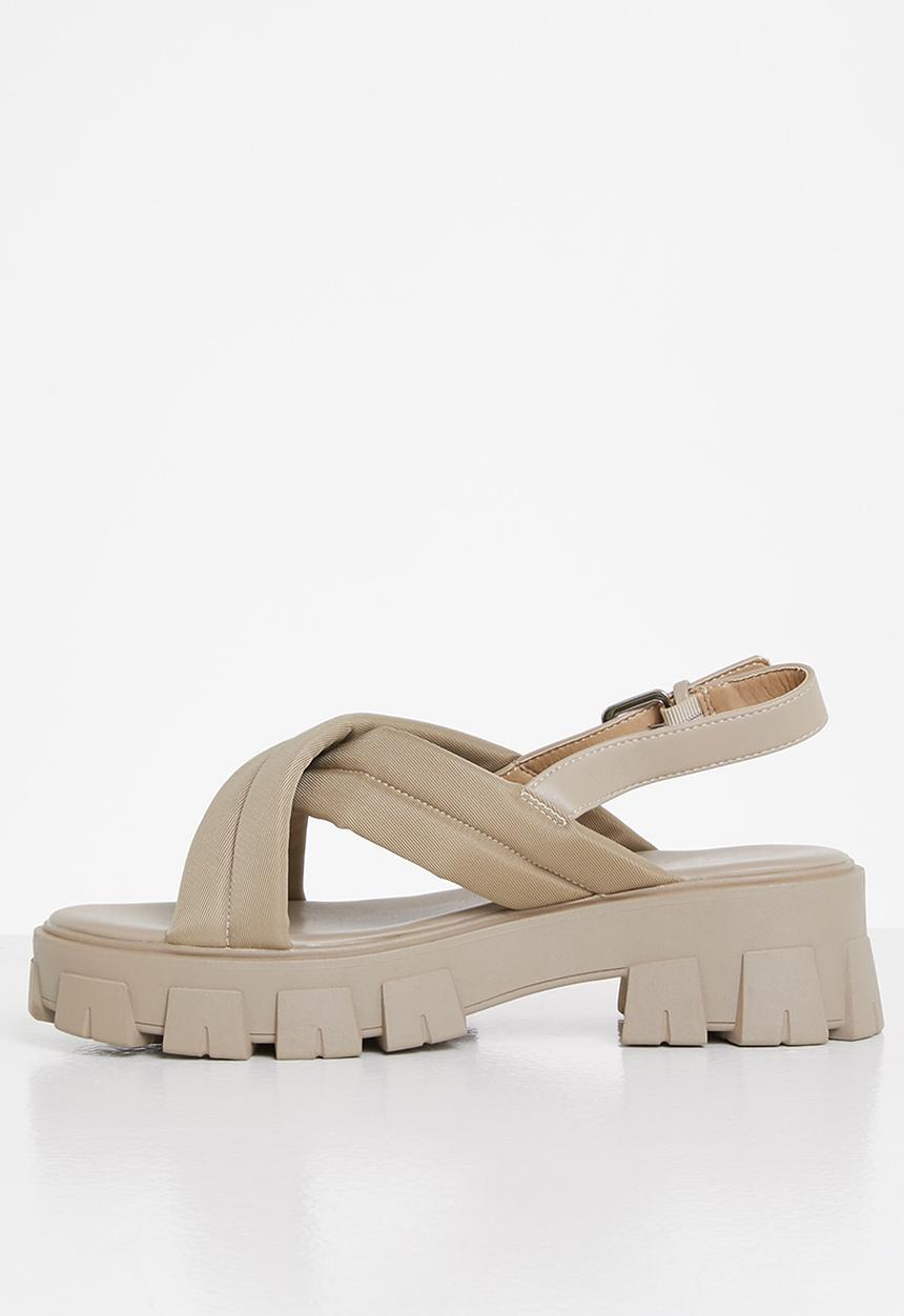 Missguided - Padded cross over chunky sole sandal - sand