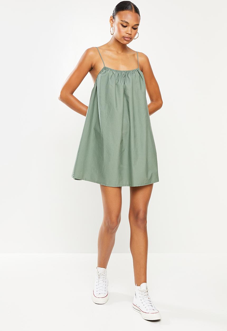 Missguided - Cami strap smock dress poplin - green