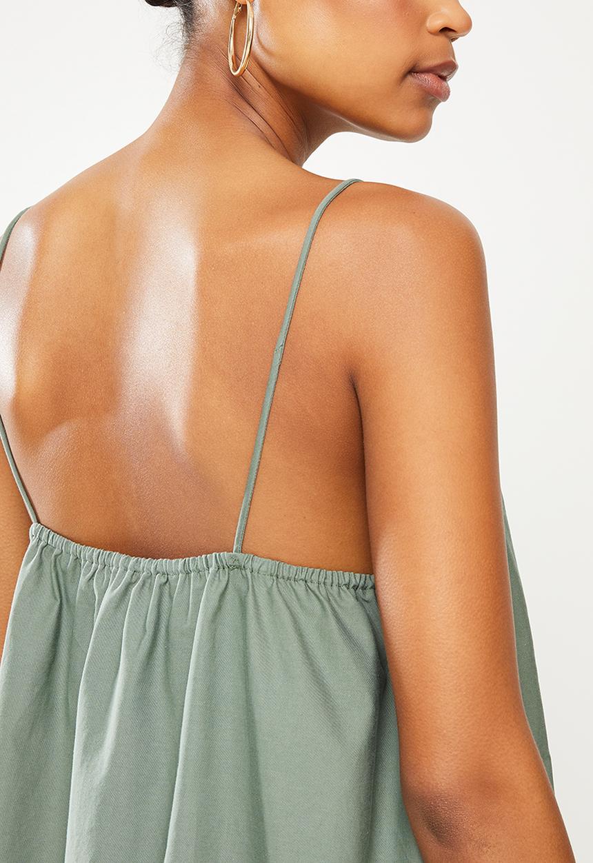 Missguided - Cami strap smock dress poplin - green