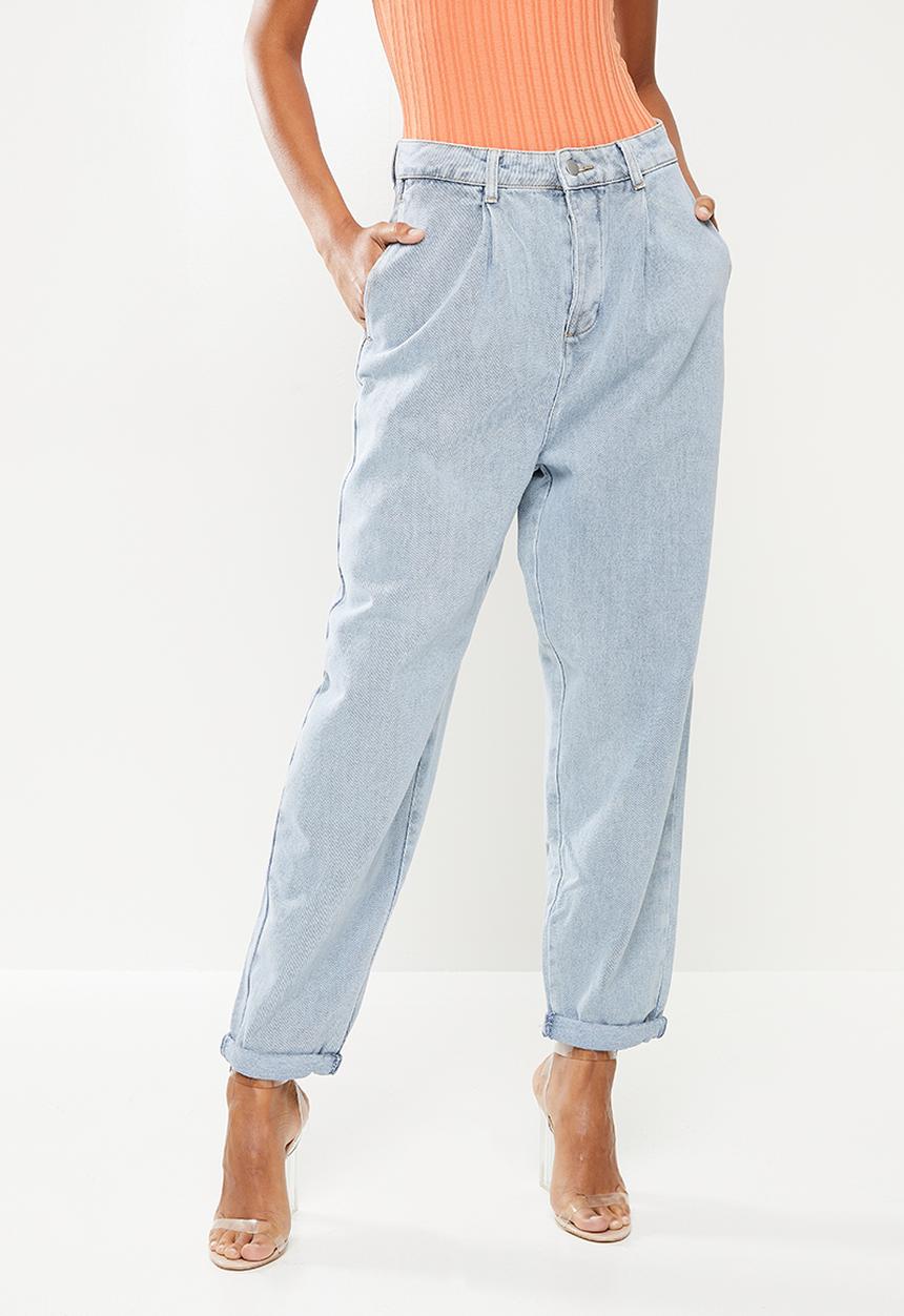 Missguided - Highwaisted pleat front slouch jean - light blue