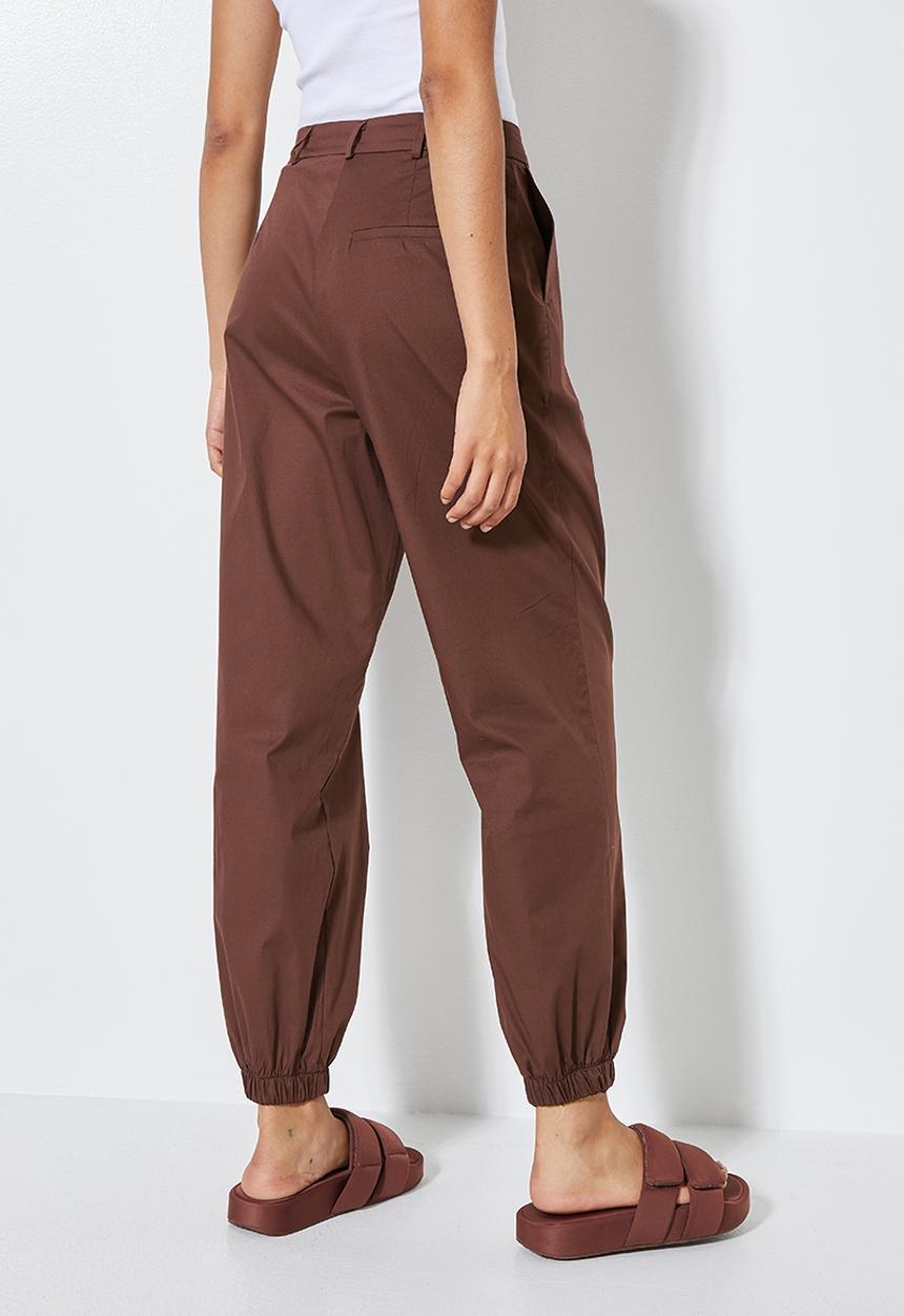 Superbalist - Poplin slouch trouser - Root beer