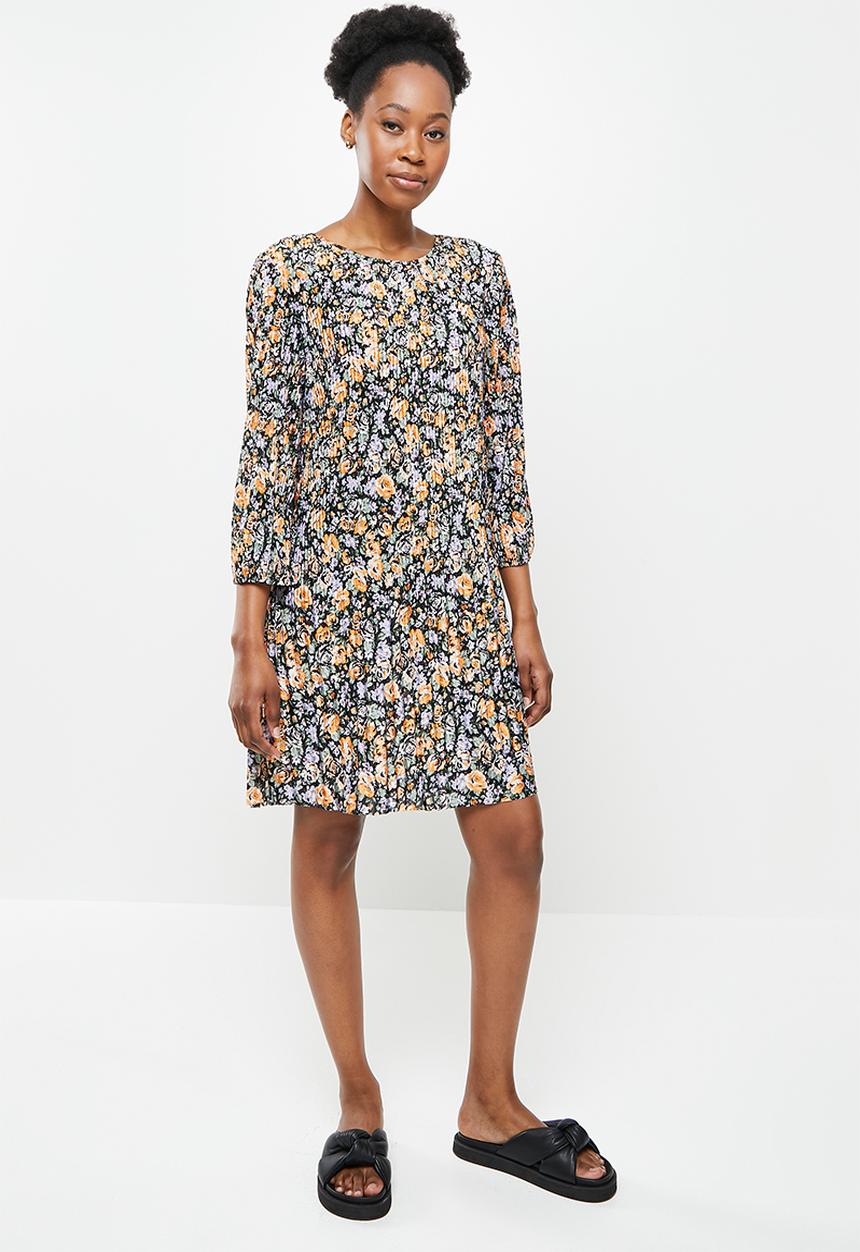 Jacqueline de Yong - Boa 3/4 short dress - black orange flower