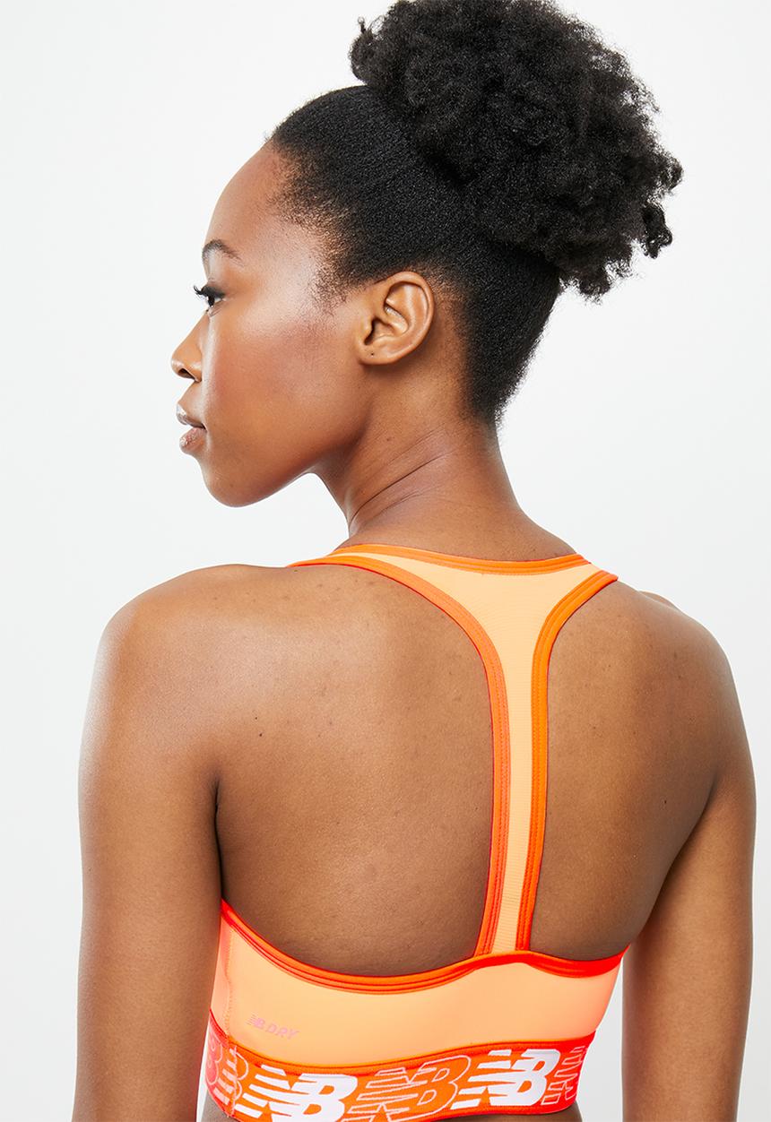 New Balance  - Relentless crop top bra - peach