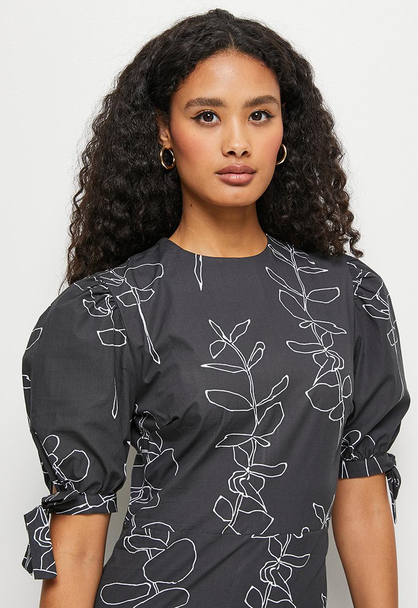 edit - Poplin tie sleeve tiered midi - black 