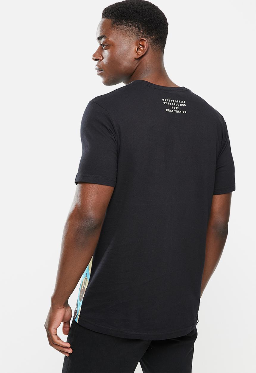 Holmes Bro's - Shields block tee - black