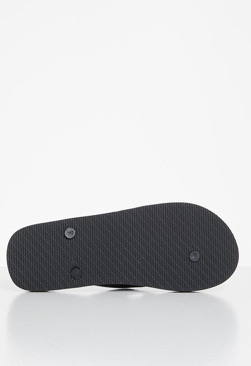 S.P.C.C - Brady regular fit flip-flops - black