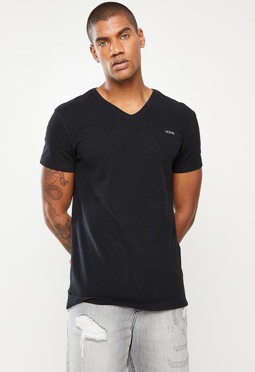 S.P.C.C - Marsden regular fit straight hem, v-neck tee - black