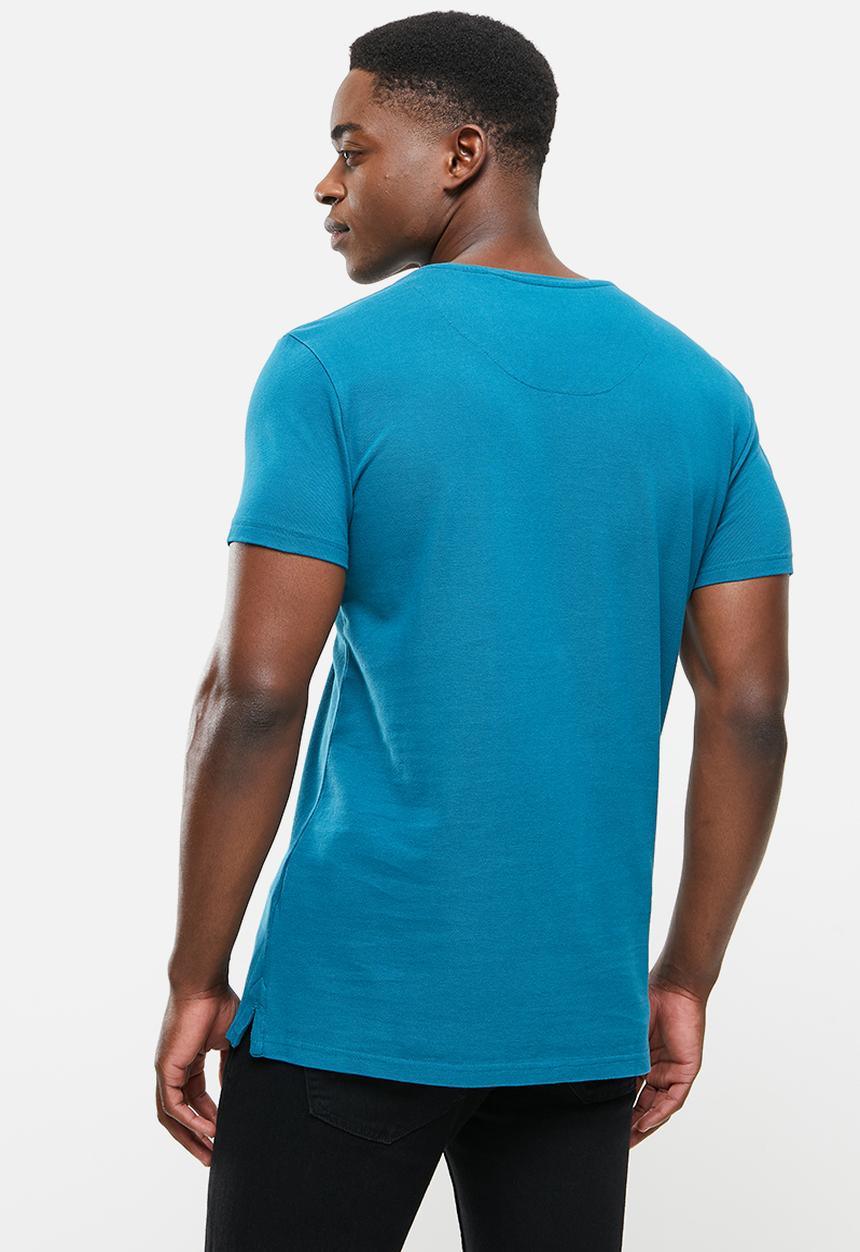 S.P.C.C - Marsden regular fit straight hem, v-neck tee - cyber teal