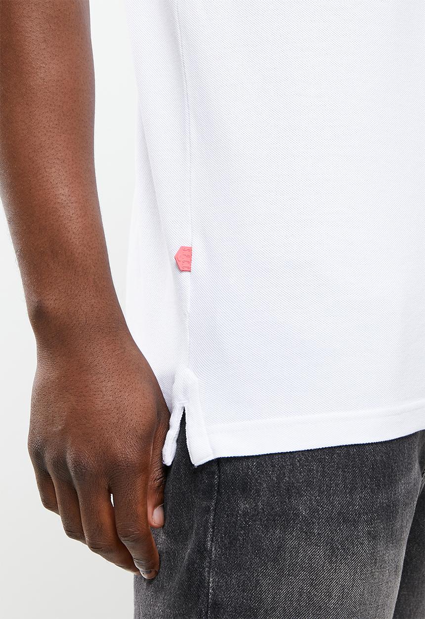 S.P.C.C - Marsden regular fit straight hem, v-neck tee - optical white