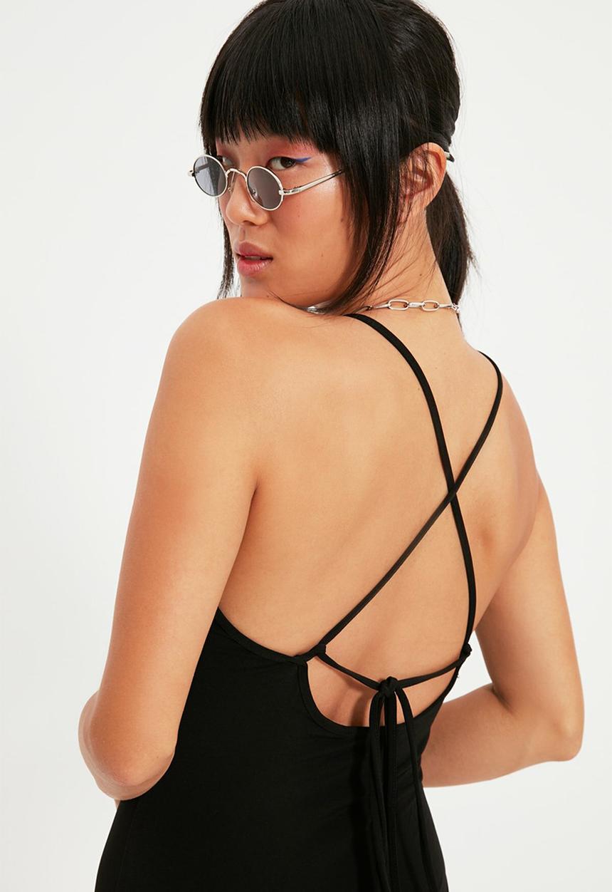 Trendyol - V-neck strap knit dress - black