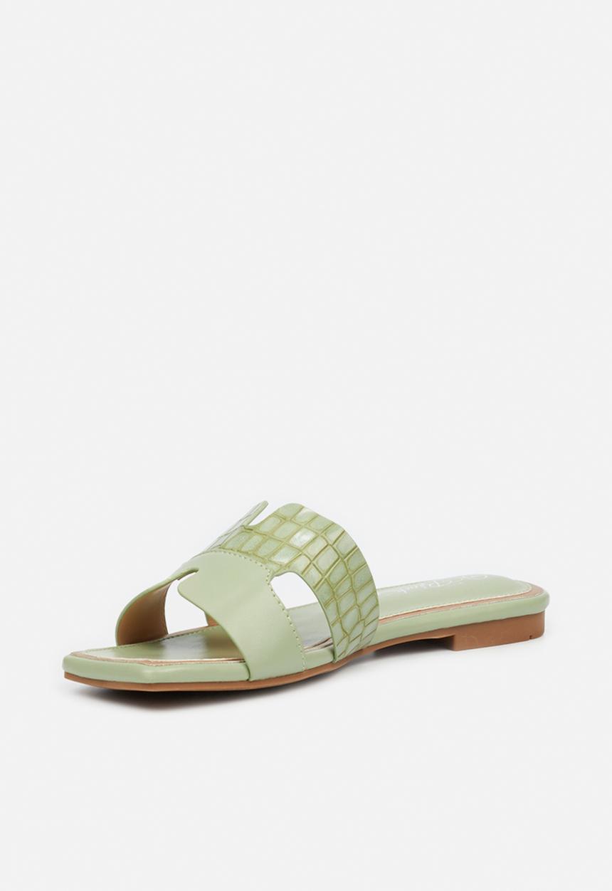 Miss Black - Euphoria1 slide - mint