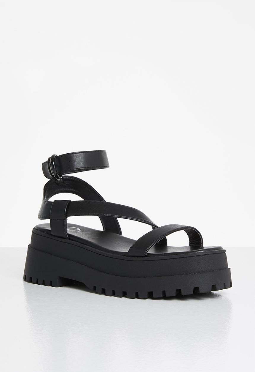 Missguided - Pu chunky sole cross strap sandal - black