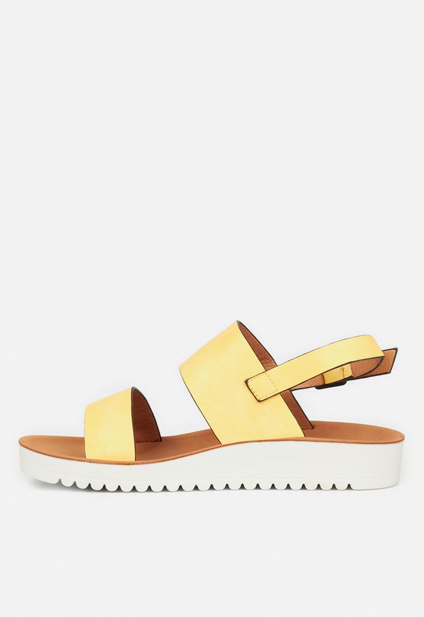 Butterfly Feet - Maple 2 sandal - yellow