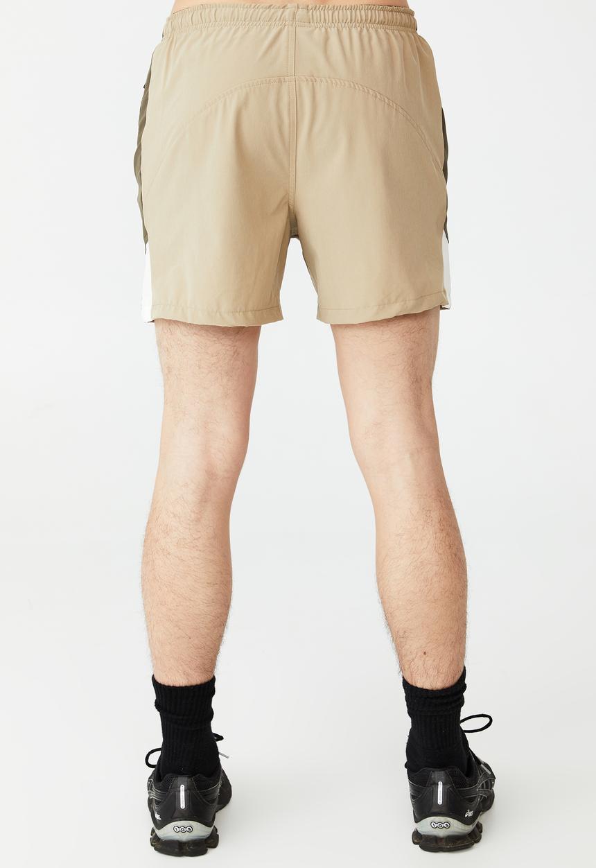Cotton On - Active tech short - stone