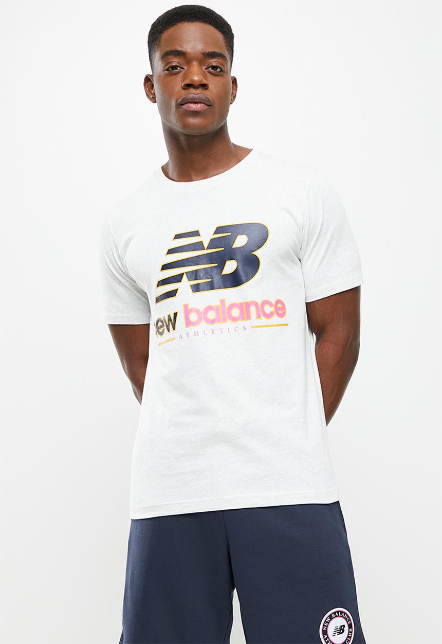New Balance  - Nb athletics higher learning logo tee - sea salt heather