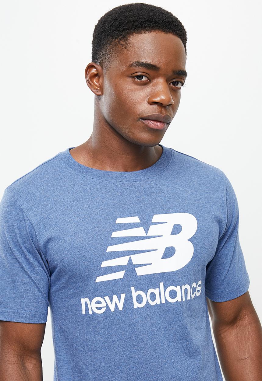New Balance  - Nb essentials stacked logo tee - oxygen blue heather