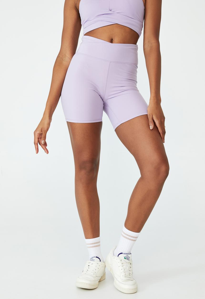 Cotton On - Ultra soft movement bike shorts - soft grape