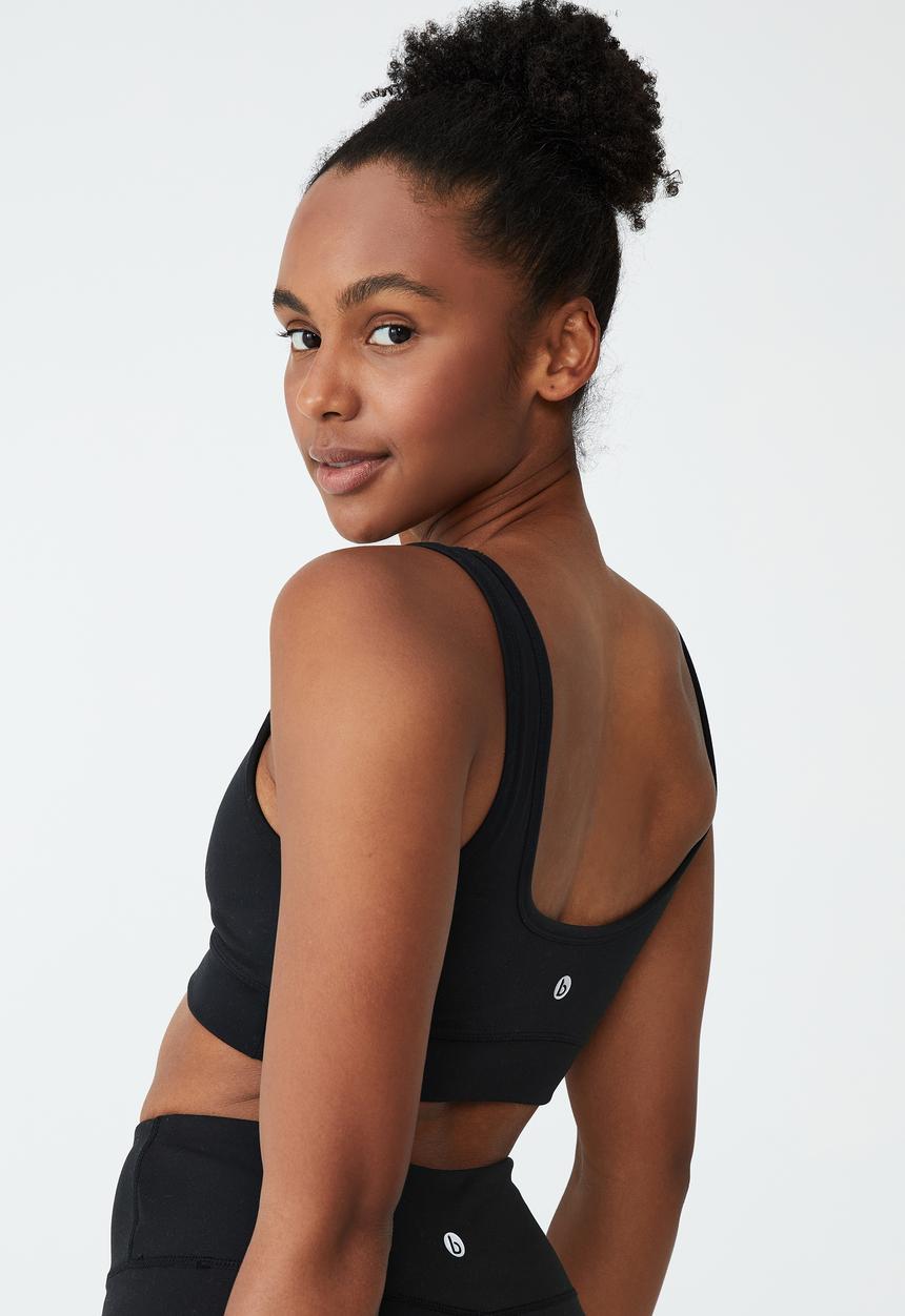 Cotton On - Ultra soft movement crop - black