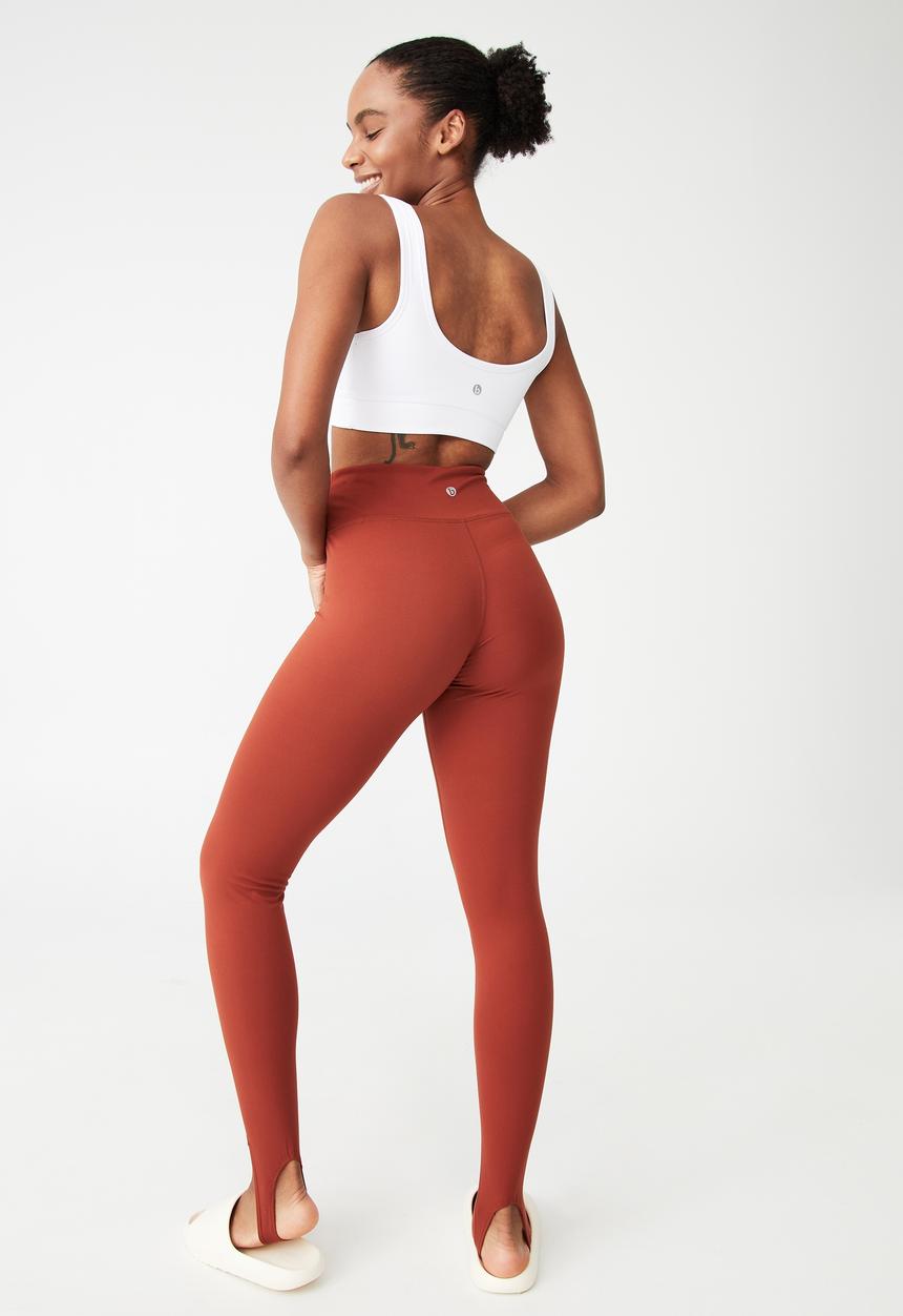 Cotton On - Ultra soft movement crop - white