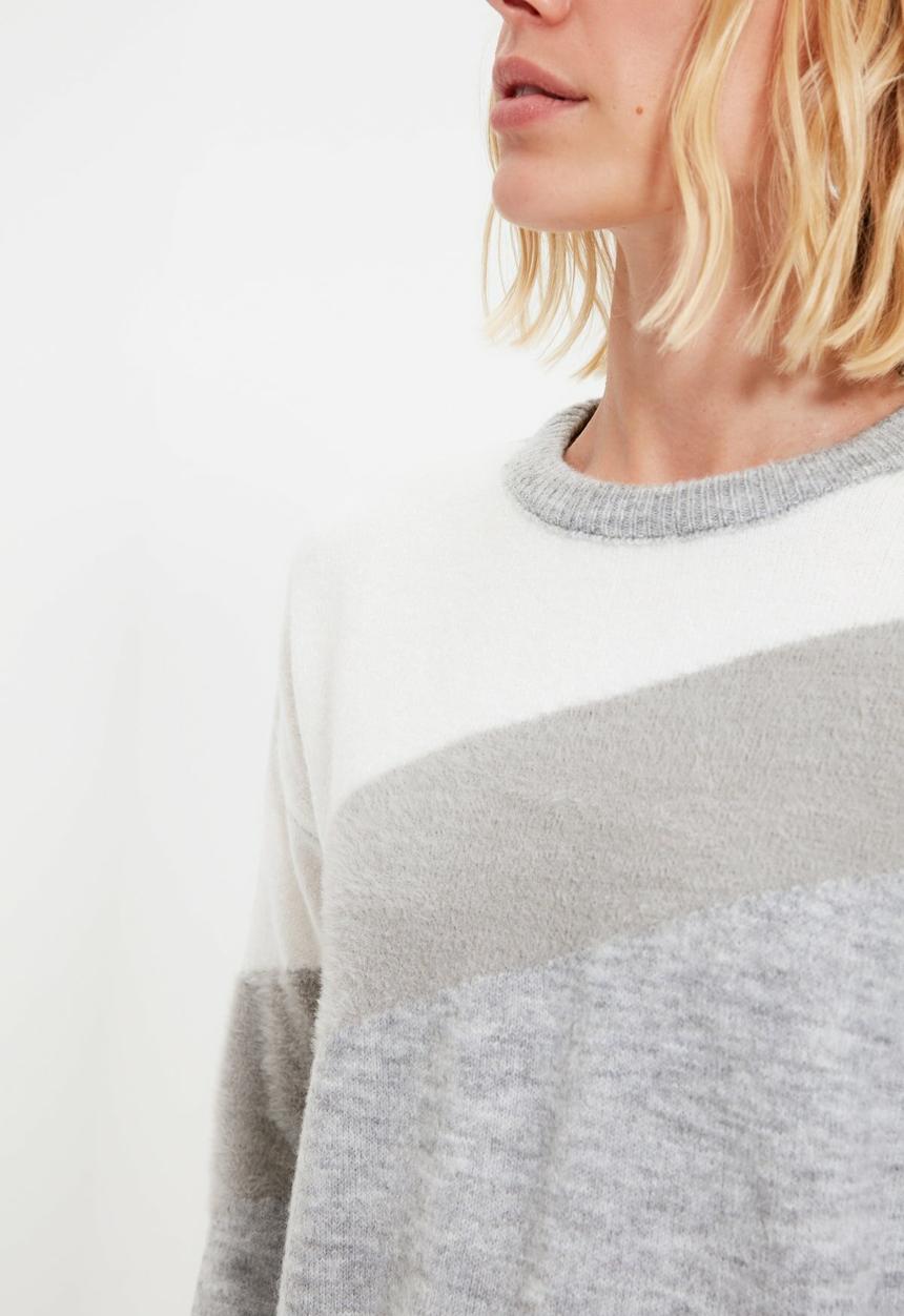 Trendyol - Striped crew neck knit sweater - grey
