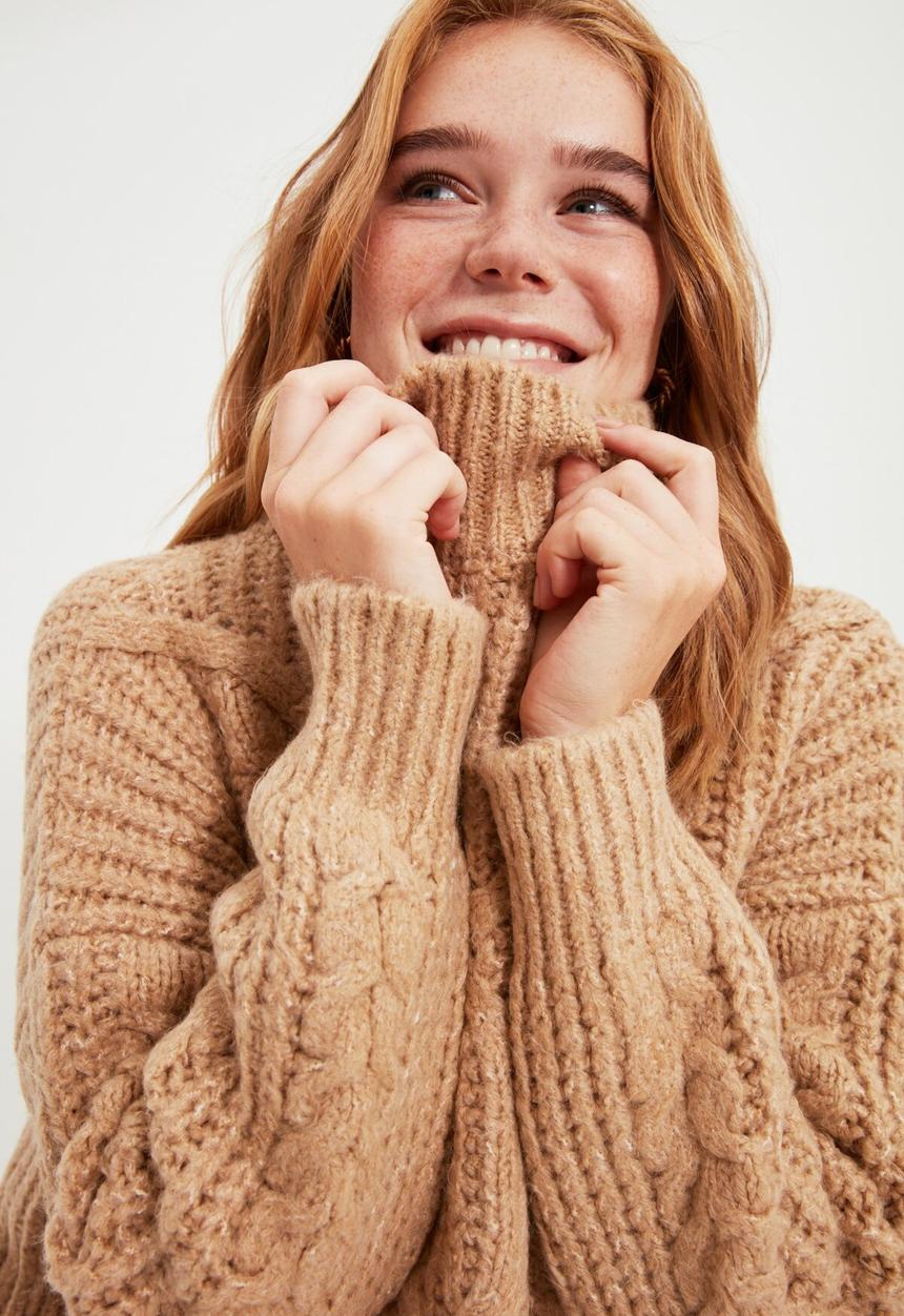 Trendyol - Knit sweater - camel