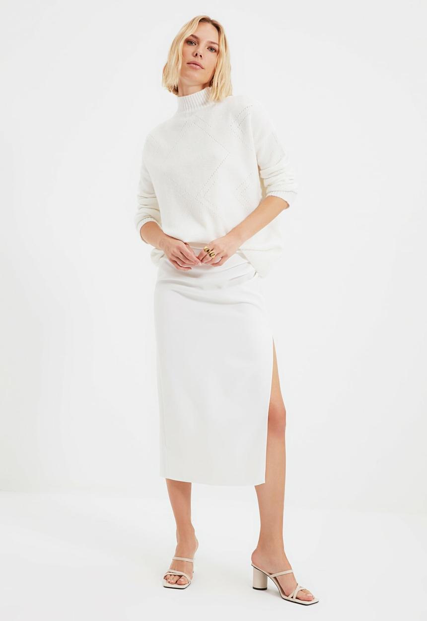 Trendyol - Turtleneck knit sweater - white