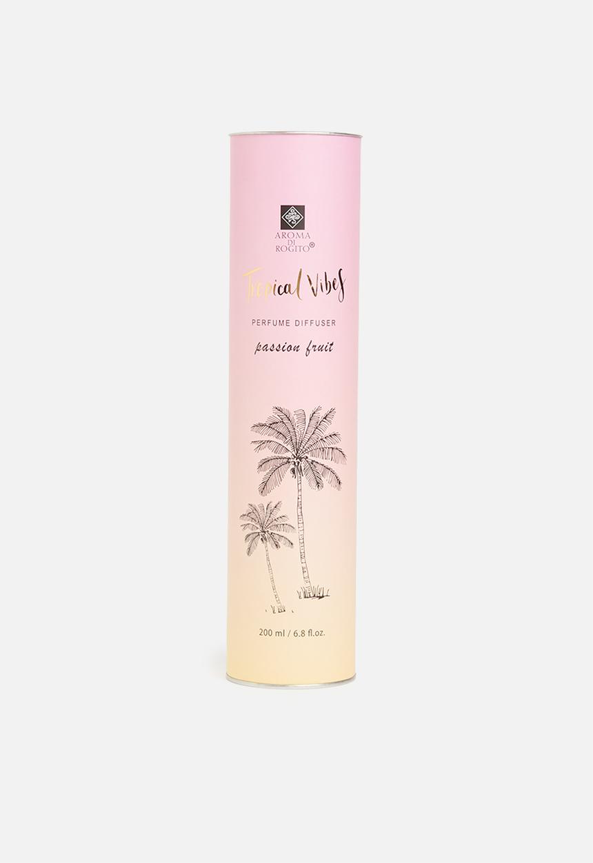 H&S - Rattan sticks diffuser - pink passionfruit