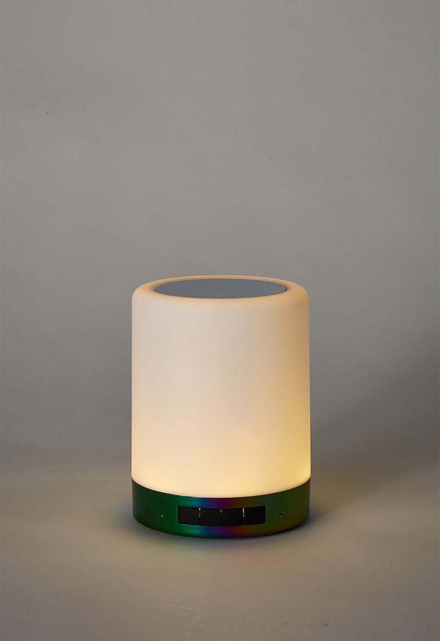 Typo - Set the mood speaker - oil slick