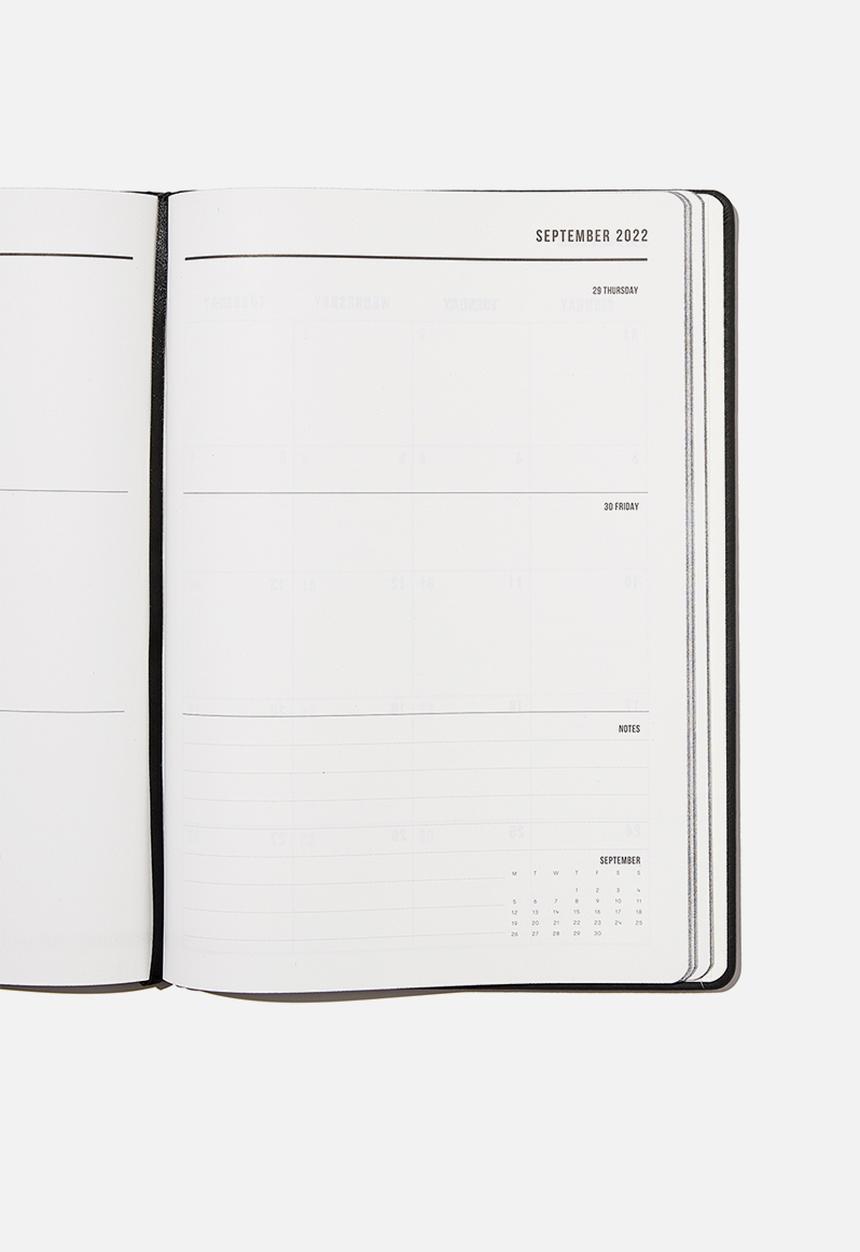 Typo - 2022 A4 weekly buffalo diary - jet black