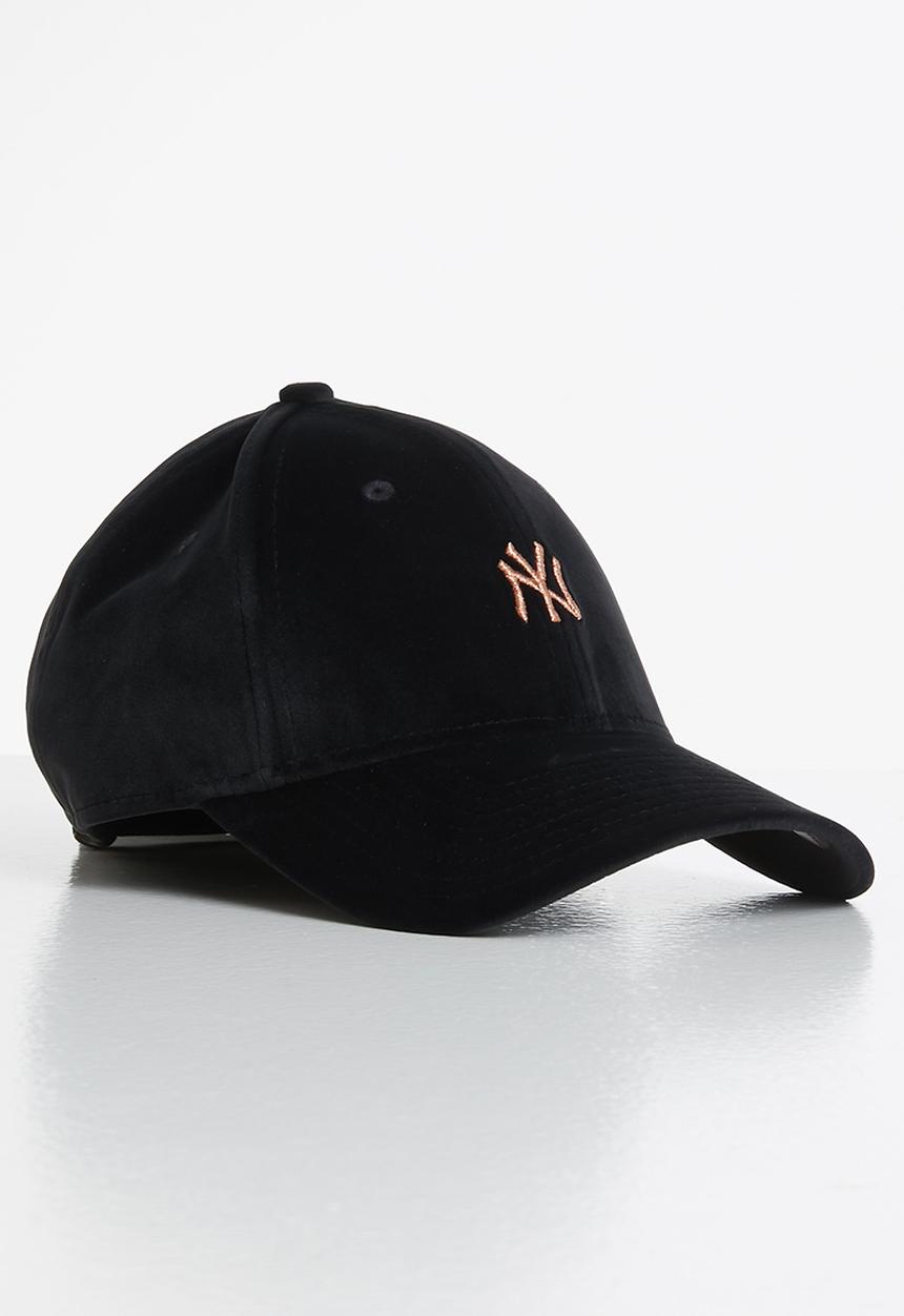 New Era - Female wmns metallic velour 9forty - black
