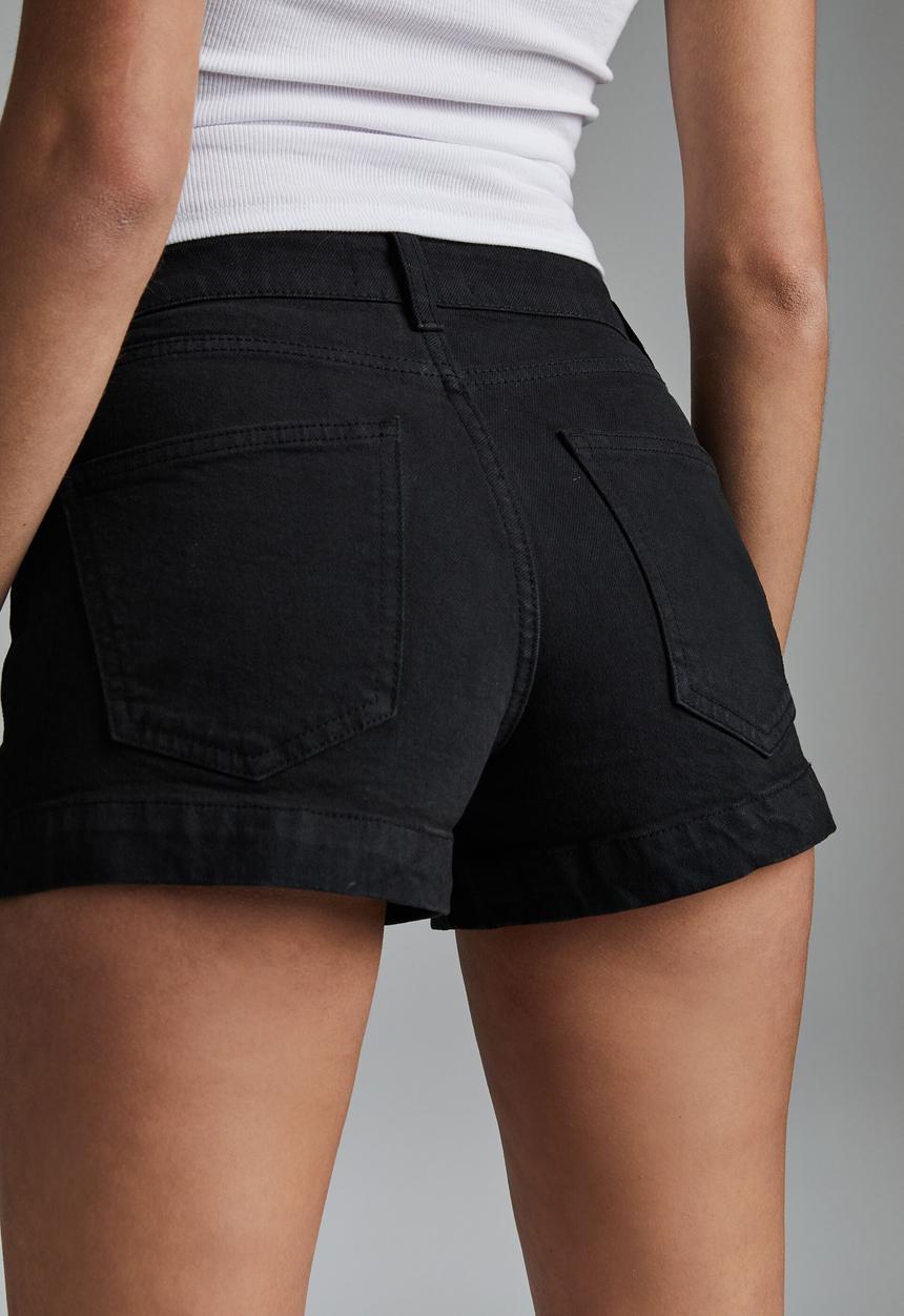 Cotton On - Mid rise classic stretch denim short - new black