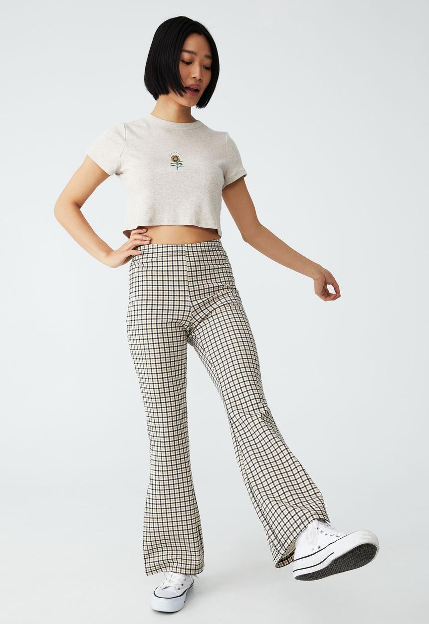 Cotton On - Petite pull on flare pant - ginny check micro black natural