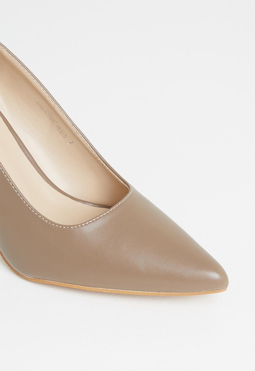Superbalist - Haila court heels - taupe