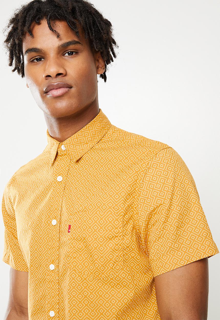 Levi’s® - Short sleeve classic 1 pkt standrd - altered jasper