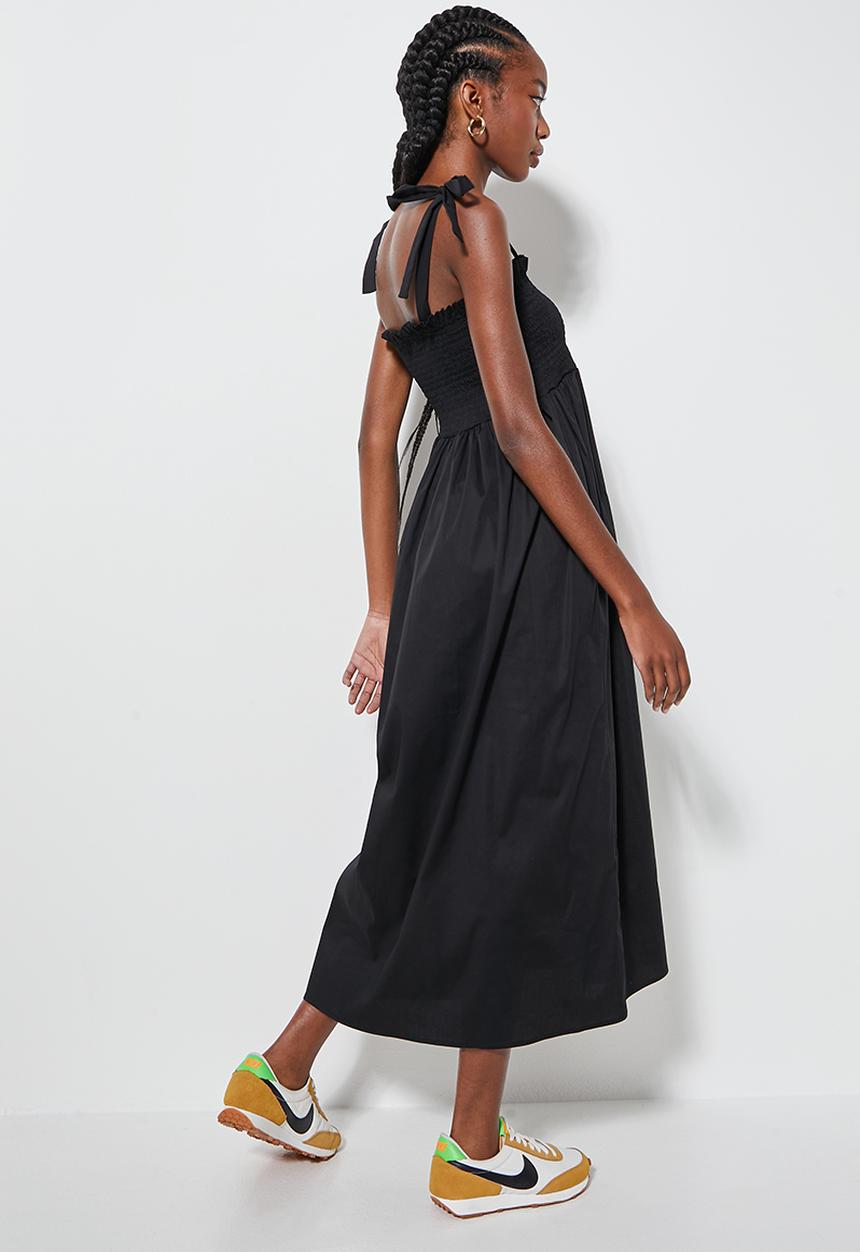 Superbalist - Cotton poplin trapeze dress - black